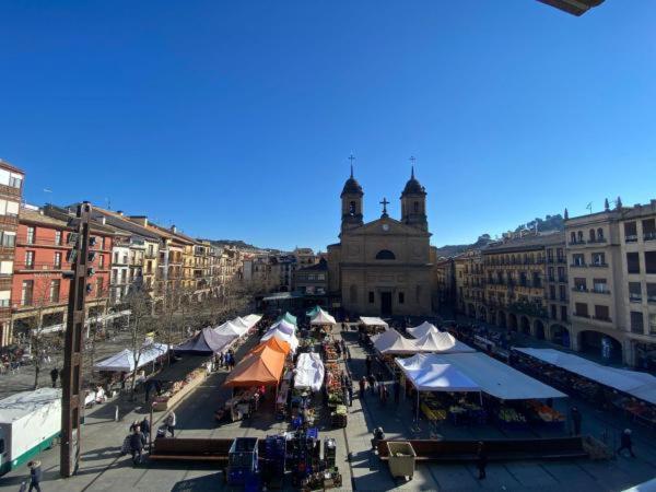 Erdizka, Centrico Apartamento Turistico Con La Mejor Vista Plaza De Los Fueros เอสเตลลา ภายนอก รูปภาพ